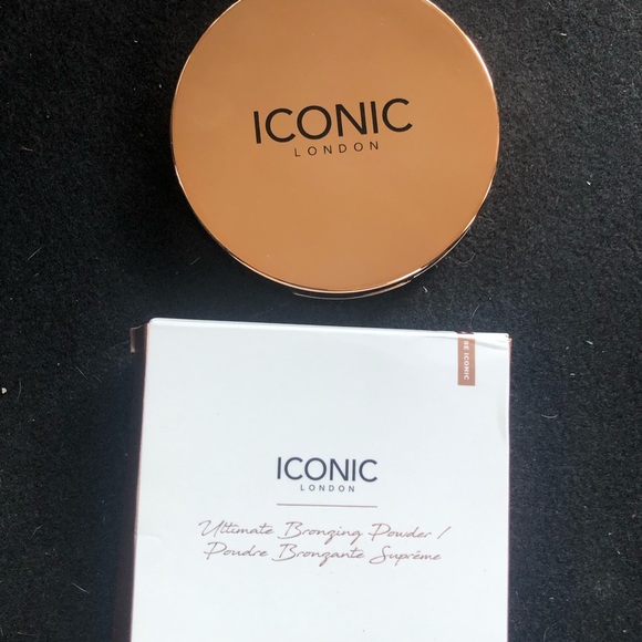 Iconic London Bronzing Powder - Picture 3 of 3
